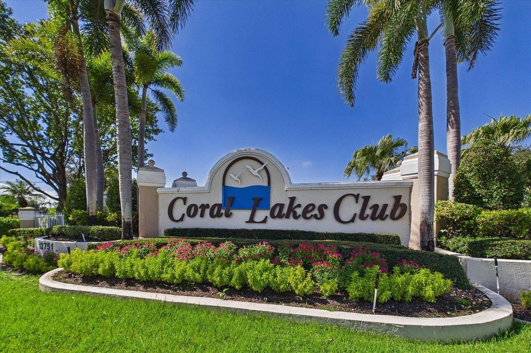 38-Coral Lakes Club House