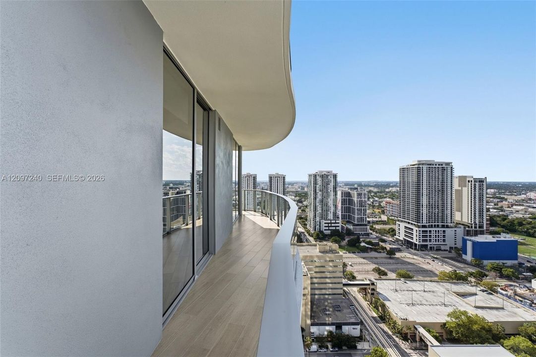 En Venta: $965,000 (1 camas, 1 baños, 711 Pies cuadrados)