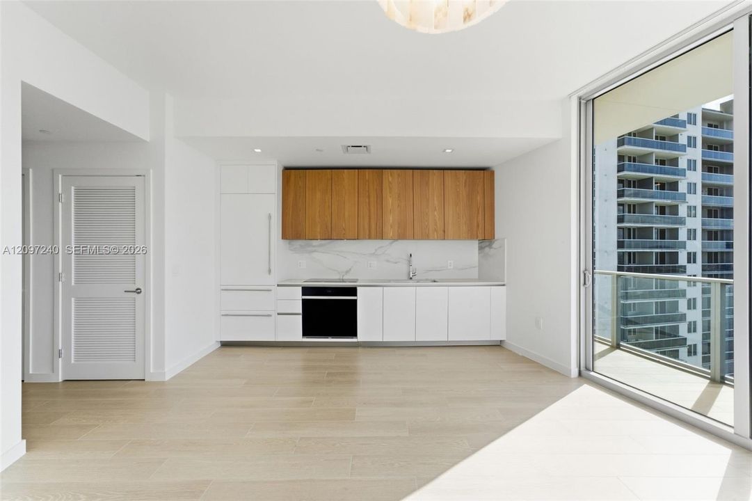 En Venta: $965,000 (1 camas, 1 baños, 711 Pies cuadrados)