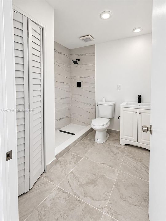 For Sale: $949,000 (4 beds, 3 baths, 3027 Square Feet)
