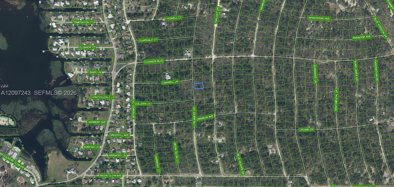 На продажу: $8,900 (0.23 acres)