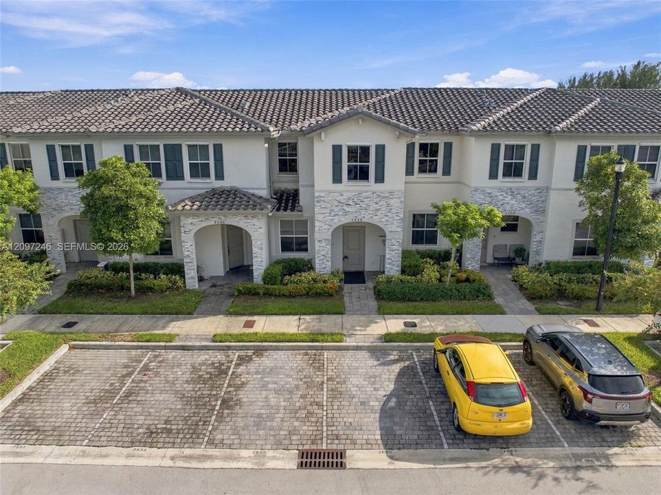 En Venta: $324,900 (3 camas, 2 baños, 1414 Pies cuadrados)