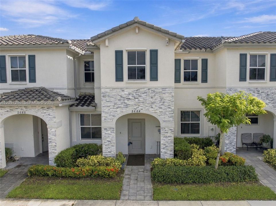 En Venta: $324,900 (3 camas, 2 baños, 1414 Pies cuadrados)