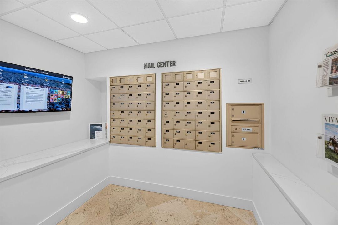 36-web-or-mls-Mail Room