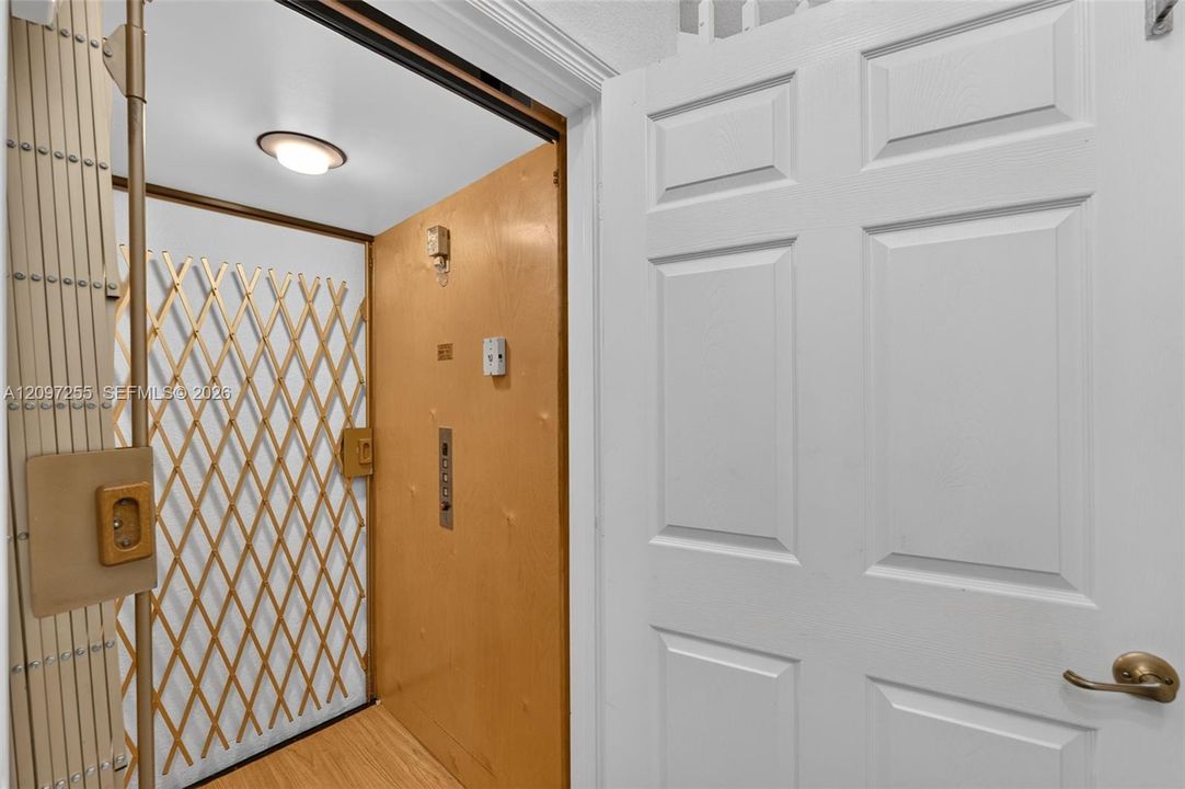 Elevator / Foyer Access