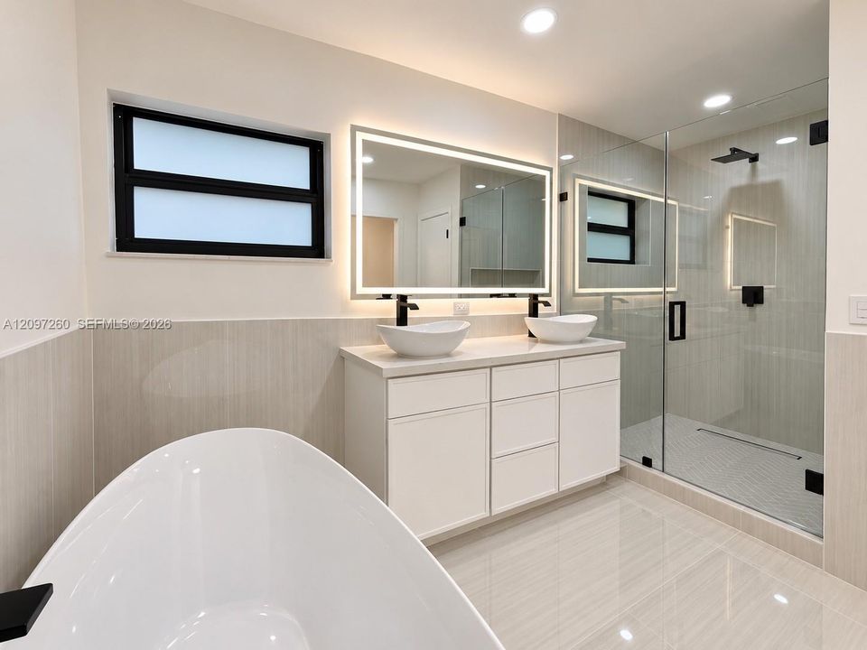 For Rent: $9,000 (4 beds, 2 baths, 2290 Square Feet)