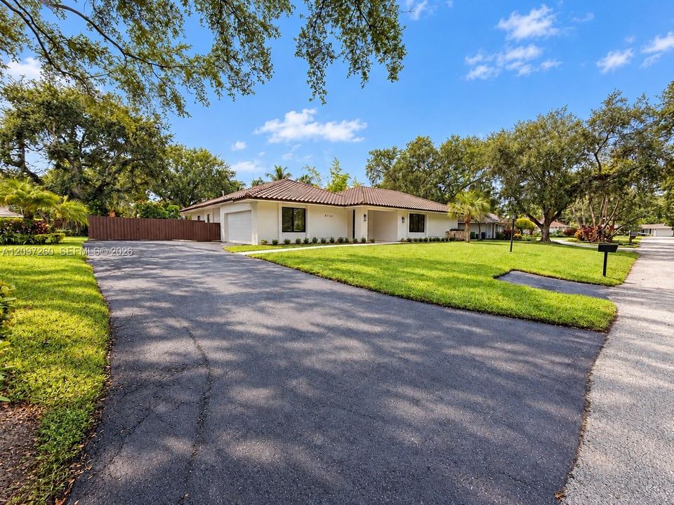 For Rent: $9,000 (4 beds, 2 baths, 2290 Square Feet)