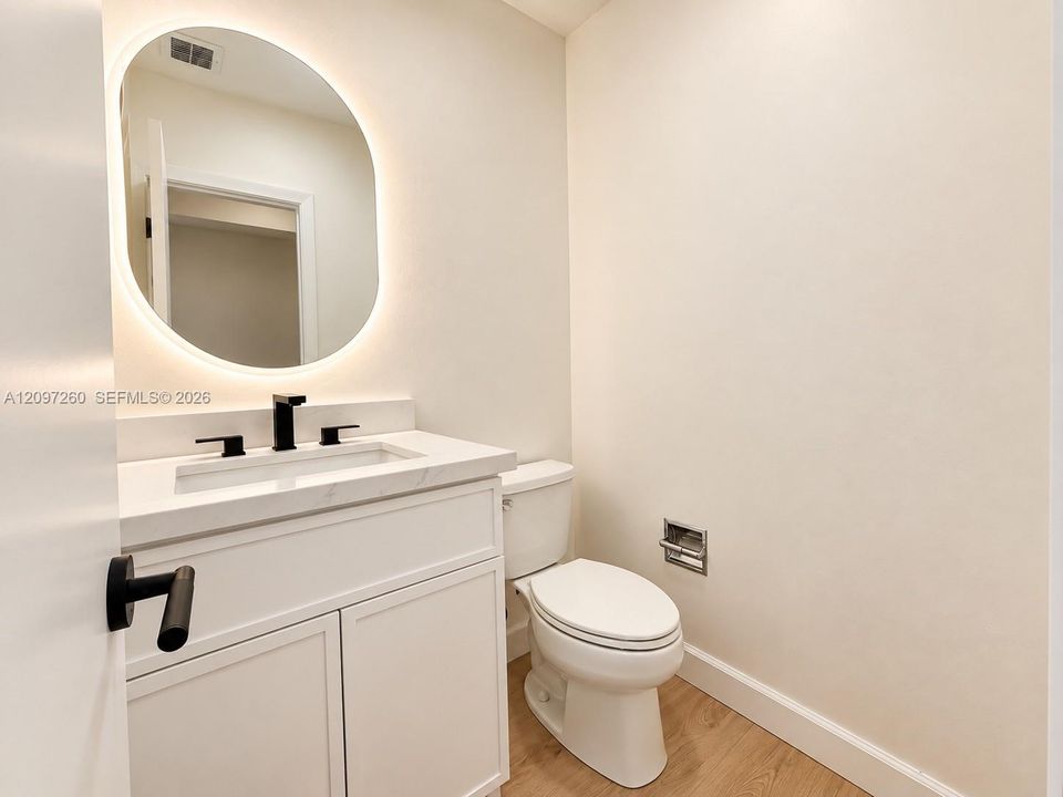 For Rent: $9,000 (4 beds, 2 baths, 2290 Square Feet)