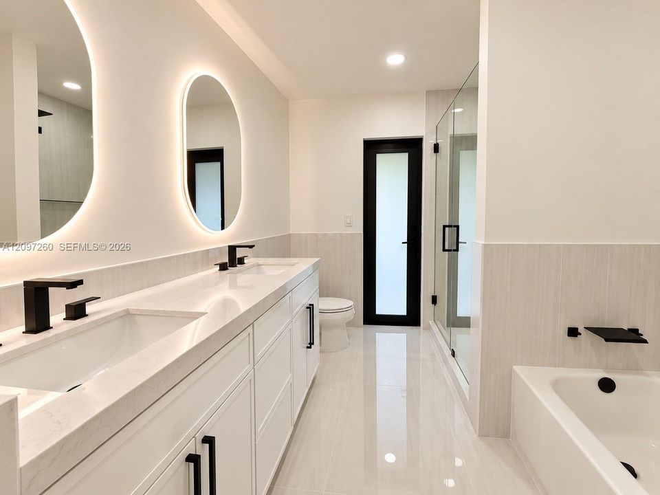 For Rent: $9,000 (4 beds, 2 baths, 2290 Square Feet)