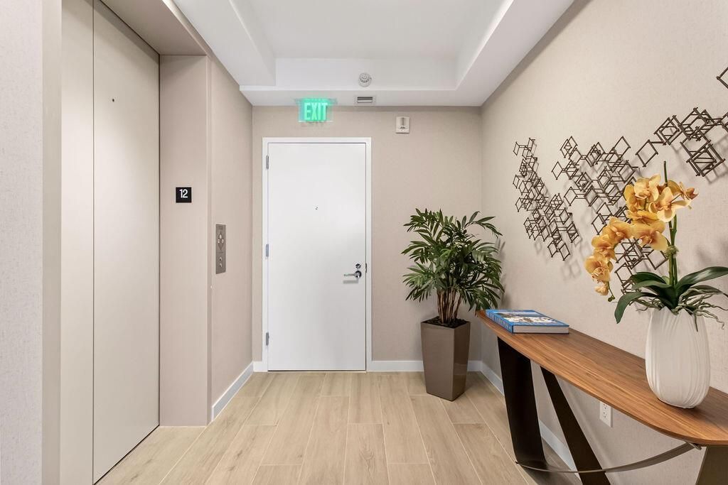 Private Foyer