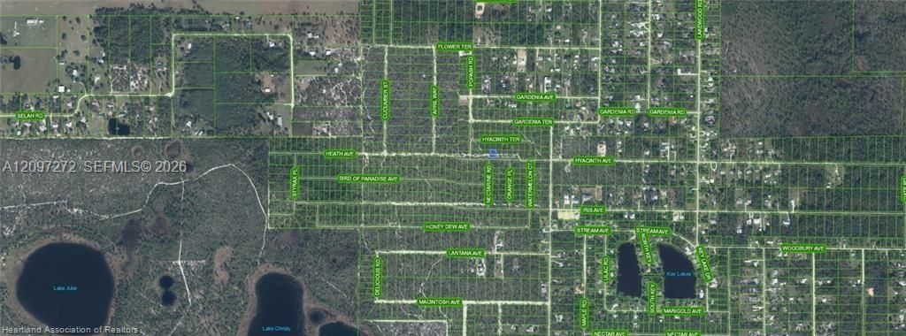 На продажу: $9,900 (0.21 acres)