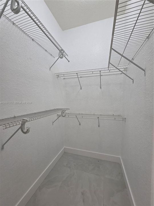 For Rent: $4,799 (4 beds, 3 baths, 2185 Square Feet)