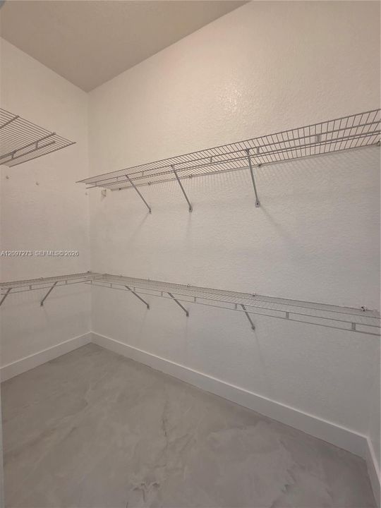 For Rent: $4,799 (4 beds, 3 baths, 2185 Square Feet)
