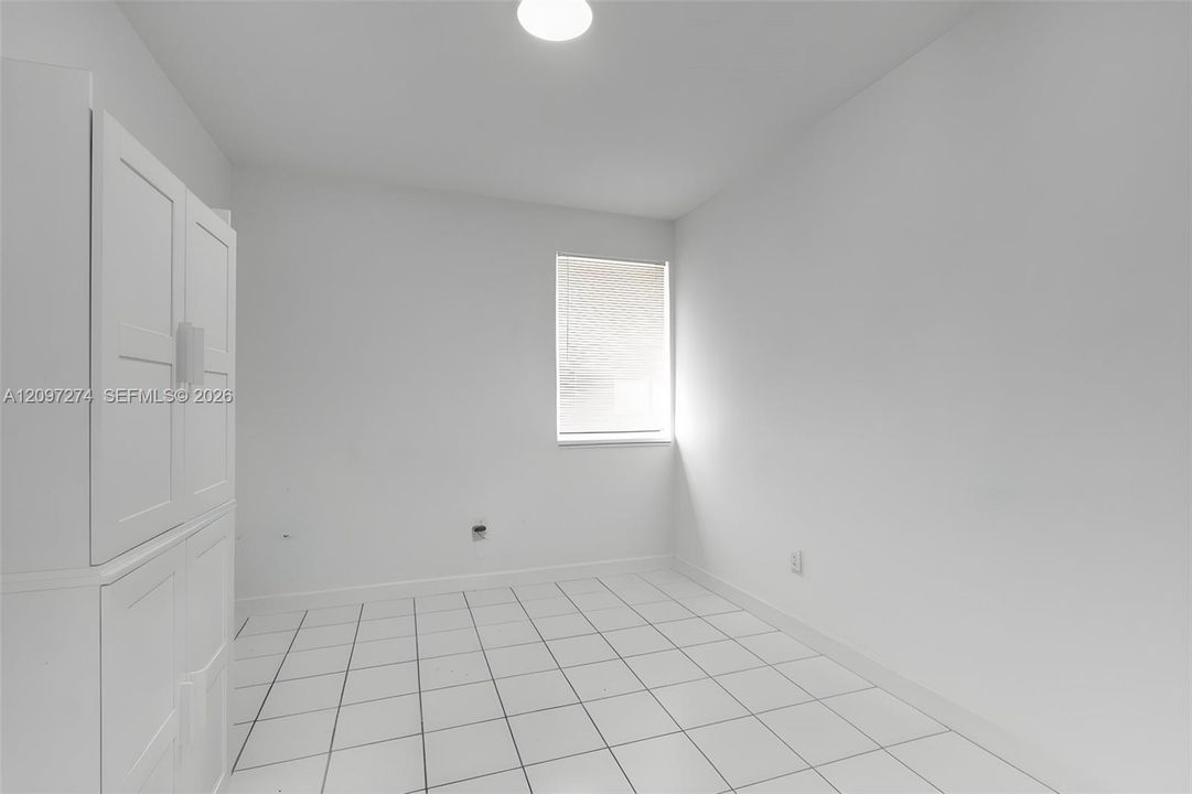 For Rent: $2,900 (3 beds, 2 baths, 1445 Square Feet)