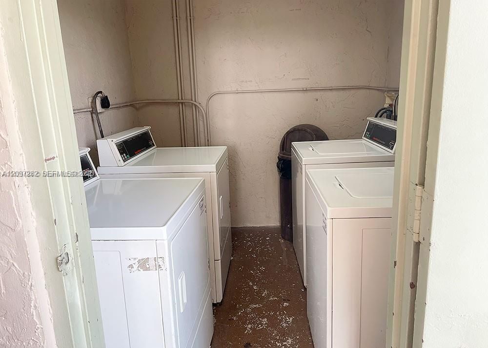 For Rent: $2,100 (2 beds, 1 baths, 760 Square Feet)