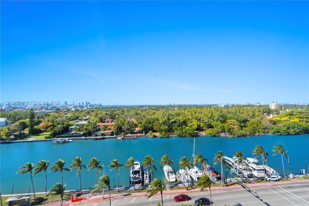 For Sale: $825,000 (0 beds, 1 baths, 491 Square Feet)