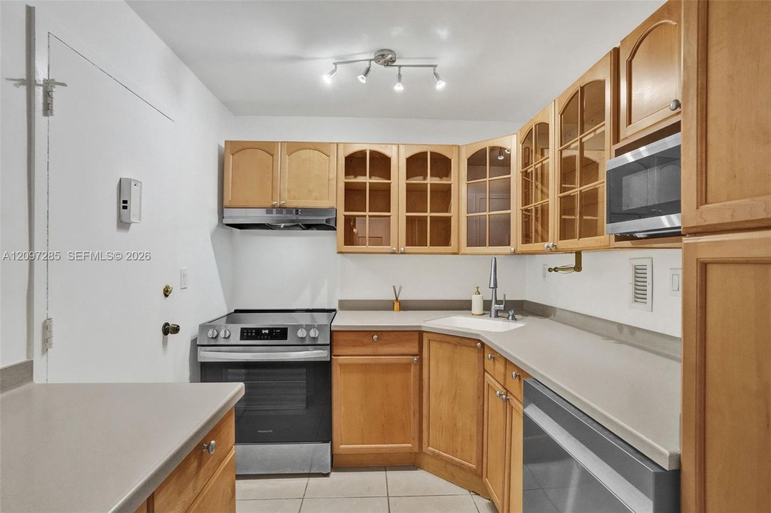 En Renta: $2,450 (1 camas, 1 baños, 940 Pies cuadrados)