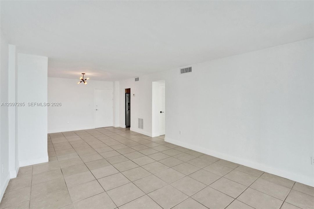 En Renta: $2,450 (1 camas, 1 baños, 940 Pies cuadrados)
