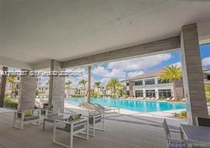 For Sale: $495,000 (3 beds, 2 baths, 1124 Square Feet)
