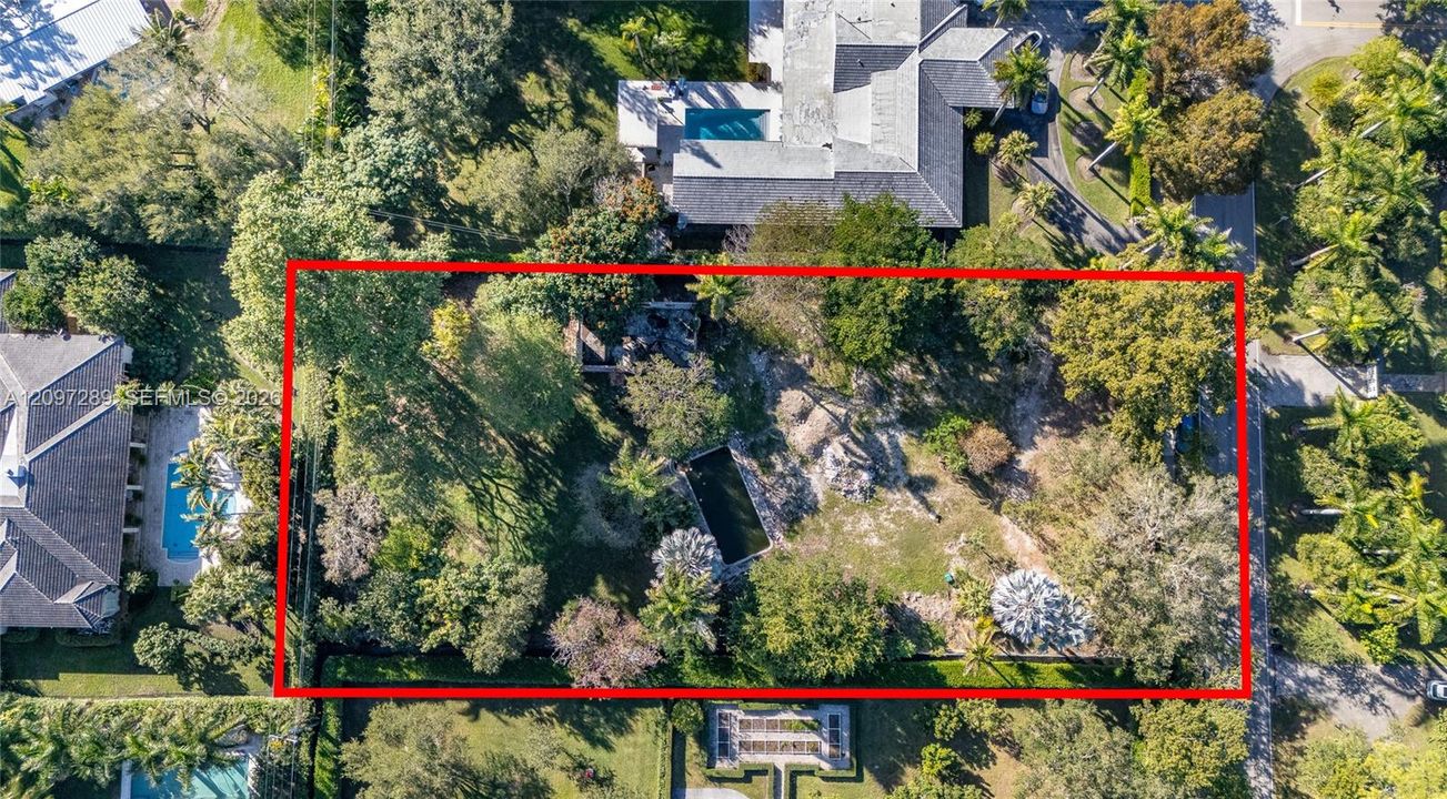 For Sale: $3,499,500 (0.91 acres)