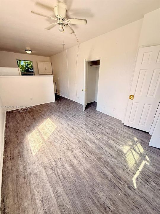 En Renta: $1,500 (0 camas, 1 baños, 7030 Pies cuadrados)