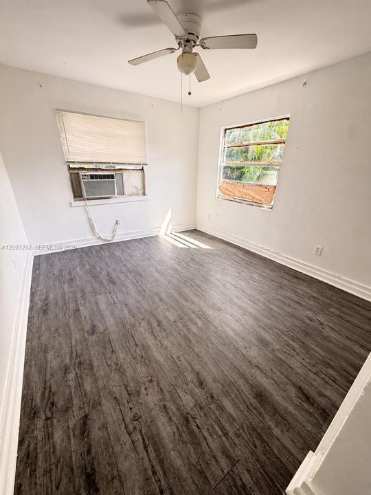 En Renta: $1,600 (1 camas, 1 baños, 7030 Pies cuadrados)