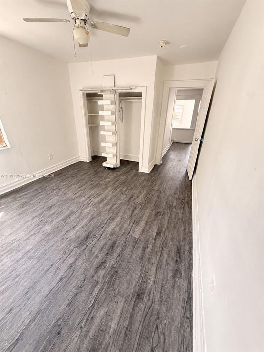 En Renta: $1,600 (1 camas, 1 baños, 7030 Pies cuadrados)