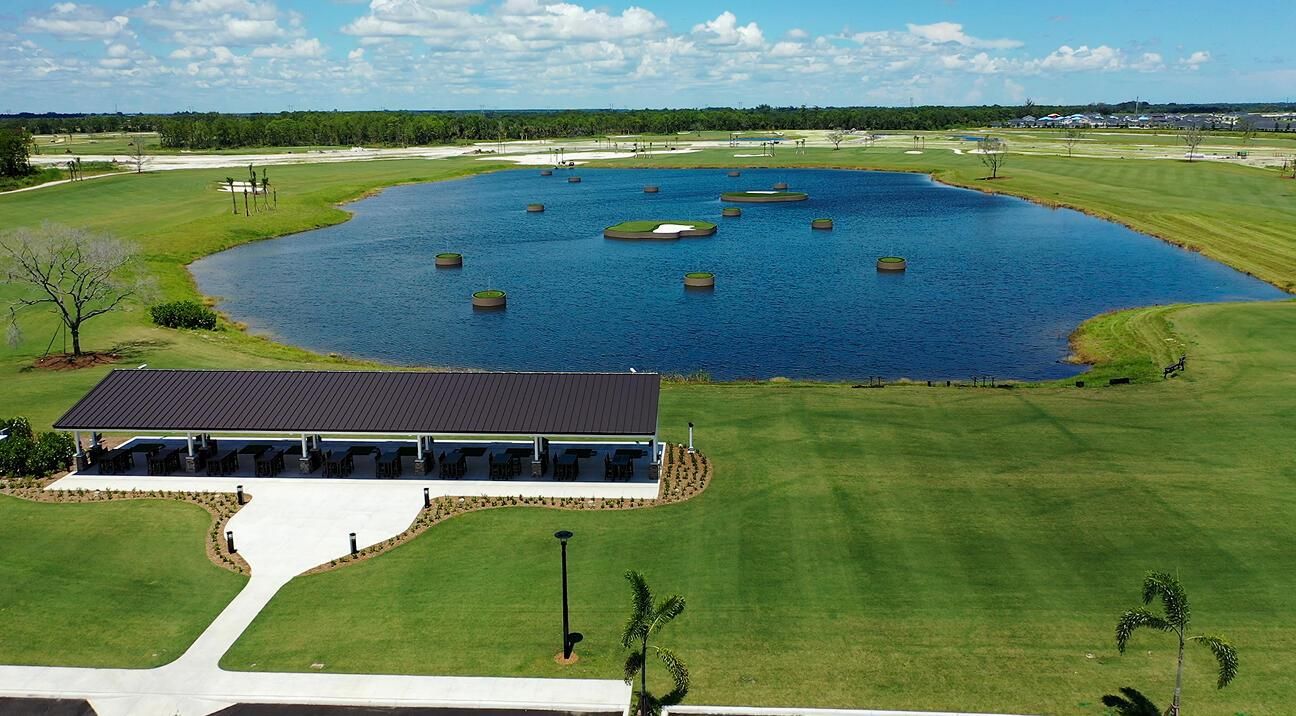 Periwinkle at Glynlea country Club