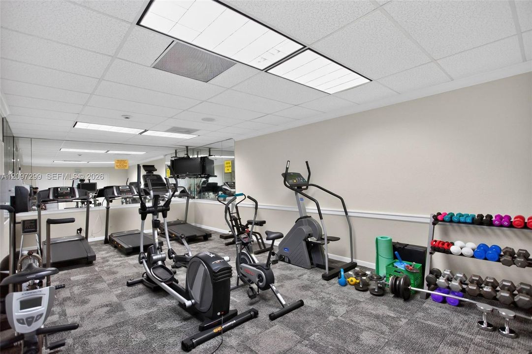 For Sale: $175,000 (2 beds, 2 baths, 1250 Square Feet)