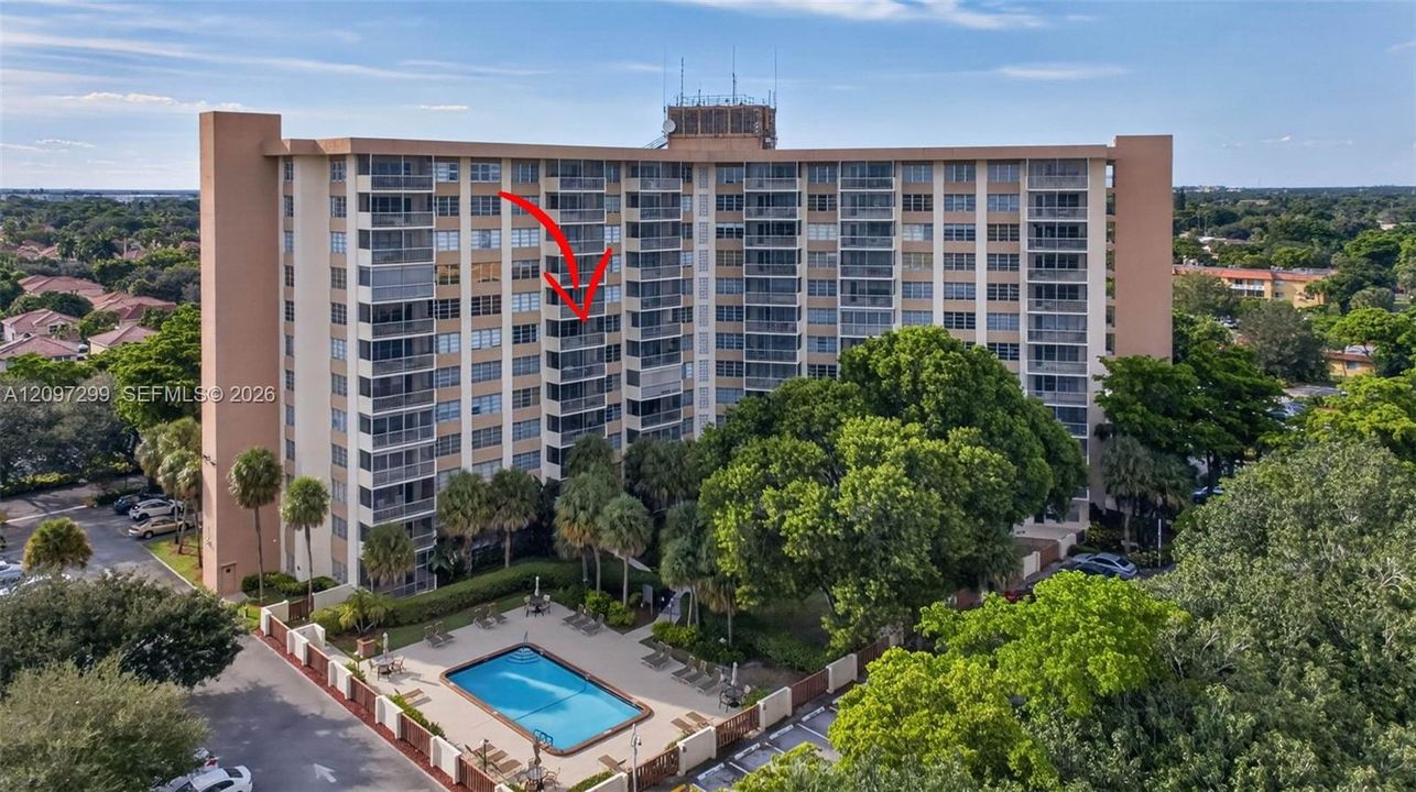For Sale: $175,000 (2 beds, 2 baths, 1250 Square Feet)