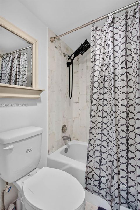 For Sale: $175,000 (2 beds, 2 baths, 1250 Square Feet)