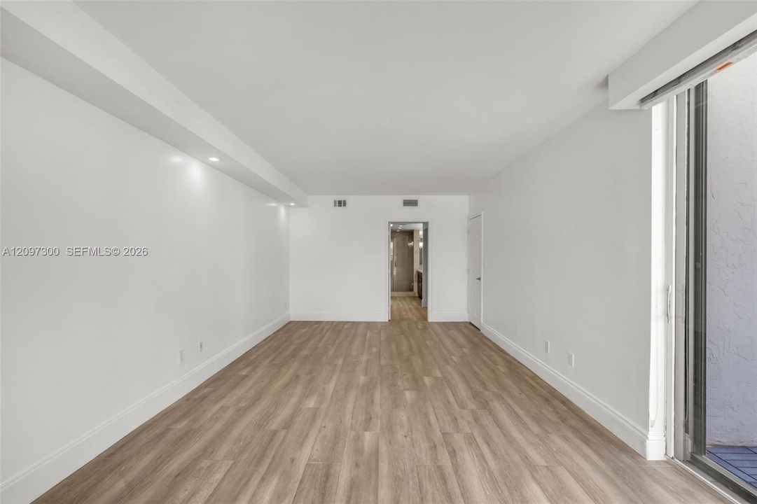 For Rent: $7,400 (2 beds, 2 baths, 1600 Square Feet)