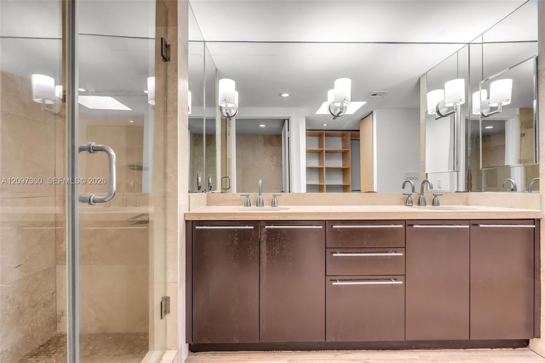 For Rent: $7,400 (2 beds, 2 baths, 1600 Square Feet)