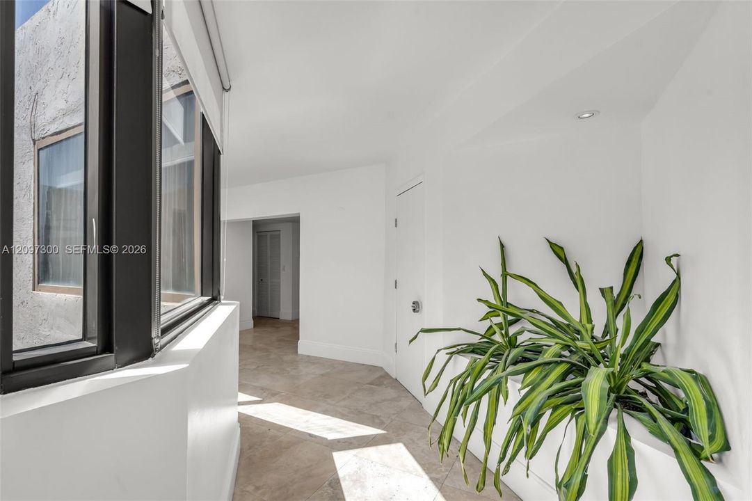 For Rent: $7,400 (2 beds, 2 baths, 1600 Square Feet)