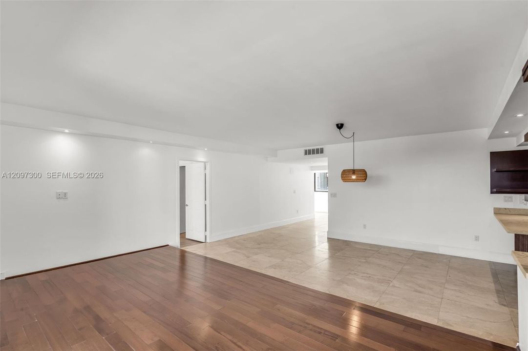 For Rent: $7,400 (2 beds, 2 baths, 1600 Square Feet)