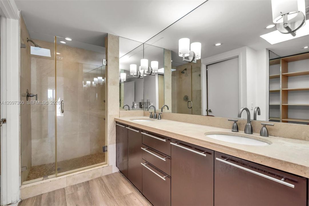 For Rent: $7,400 (2 beds, 2 baths, 1600 Square Feet)