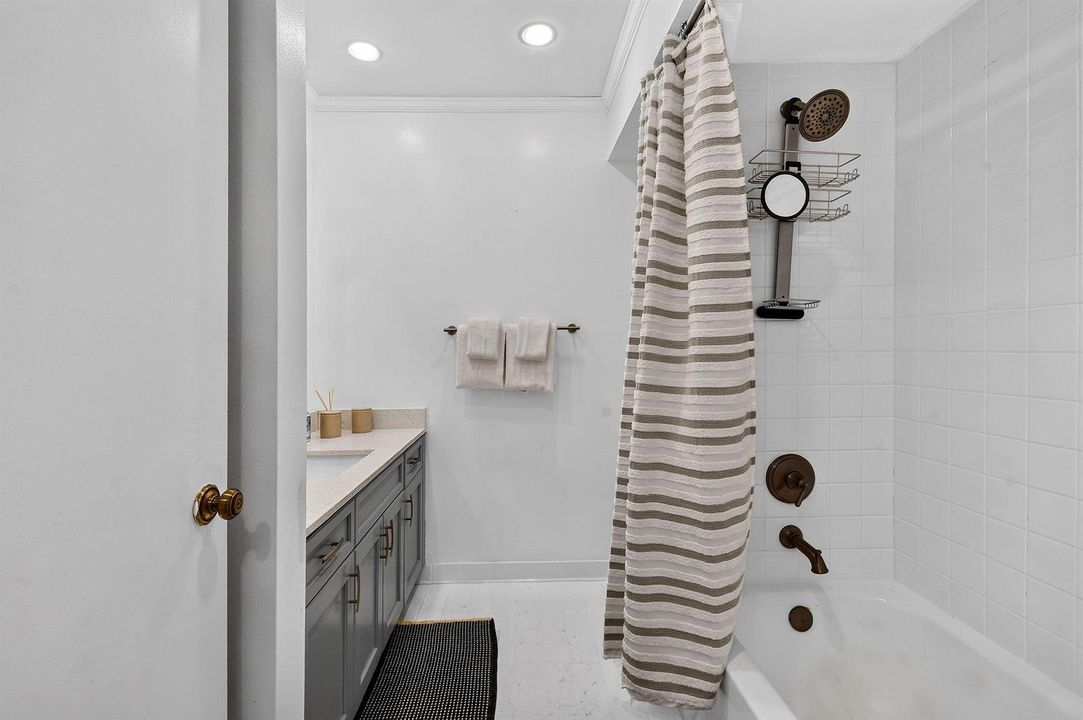 407BrackenwoodLnS(39)