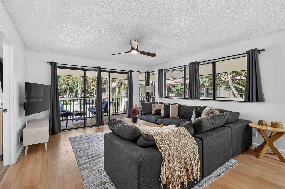 407BrackenwoodLnS(9)