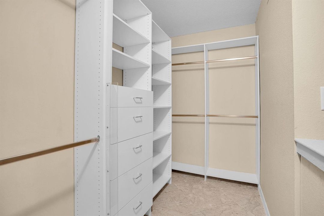 GUEST CLOSET