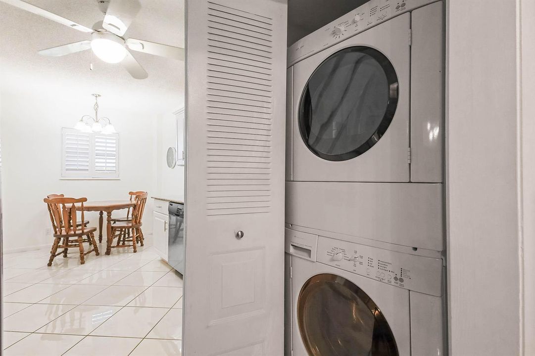 WASHER/DRYER