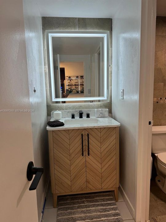 For Rent: $3,000 (1 beds, 1 baths, 600 Square Feet)