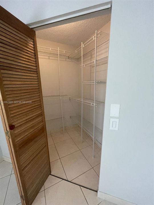 Master room closet
