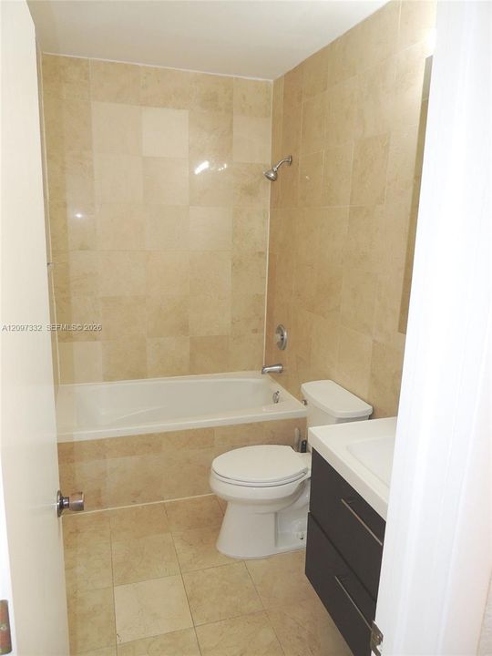 En Renta: $2,750 (2 camas, 2 baños, 1068 Pies cuadrados)