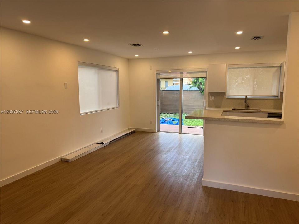 En Renta: $6,000 (3 camas, 2 baños, 1176 Pies cuadrados)