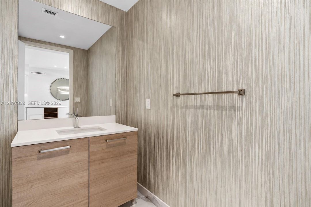 For Sale: $3,200,000 (3 beds, 4 baths, 2979 Square Feet)