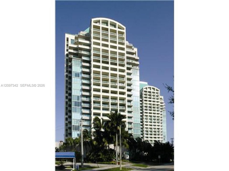 For Rent: $8,000 (1 beds, 1 baths, 1084 Square Feet)