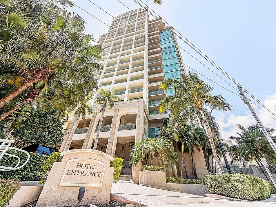 For Rent: $8,000 (1 beds, 1 baths, 1084 Square Feet)