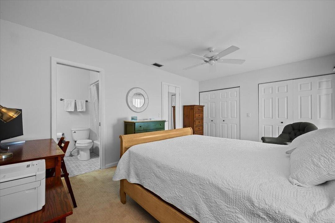 19-LUX_3653