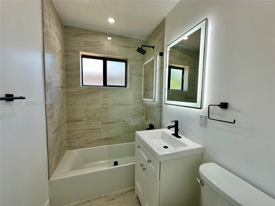 For Rent: $3,500 (3 beds, 2 baths, 1338 Square Feet)