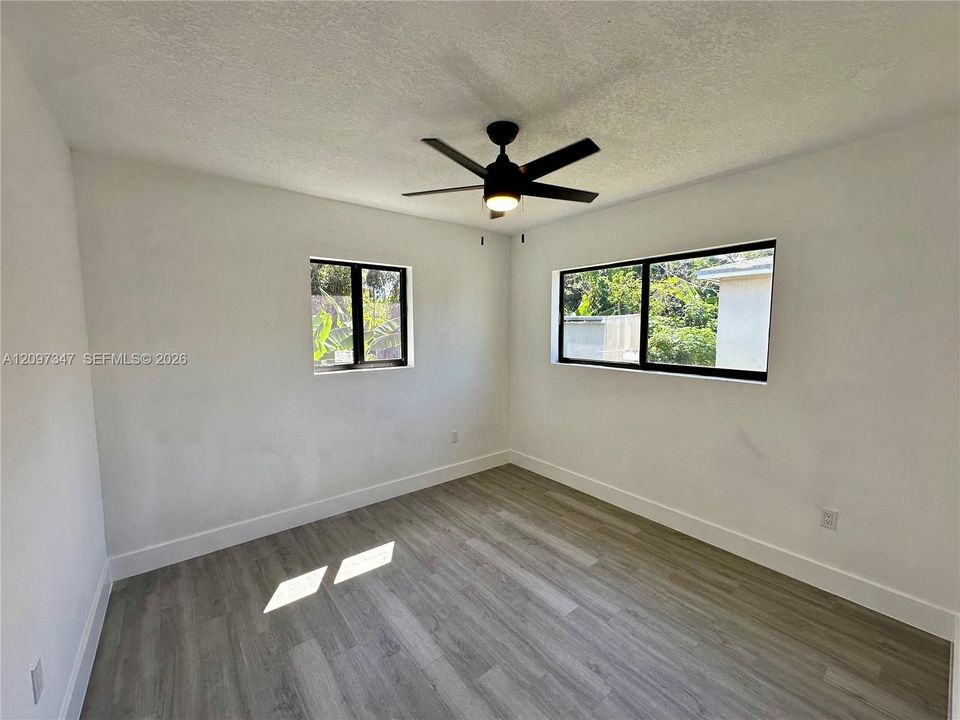 For Rent: $3,500 (3 beds, 2 baths, 1338 Square Feet)